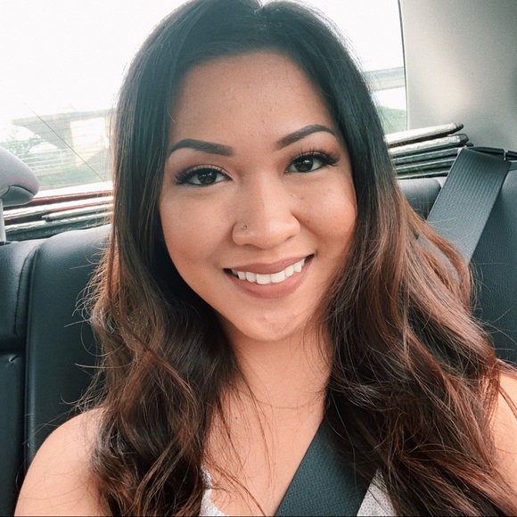 Meet your Posher, Dee - Picture 1 of 1